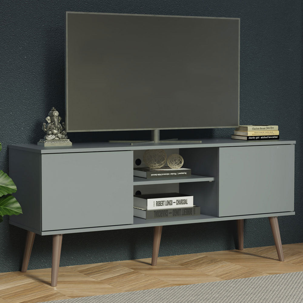 Madesa TV Schrank mit 2 Türen und 2 Regale für TV bis zu 55 Zoll, für Wohnzimmer, 136 x 40 x 60 cm, aus Holz - Grau