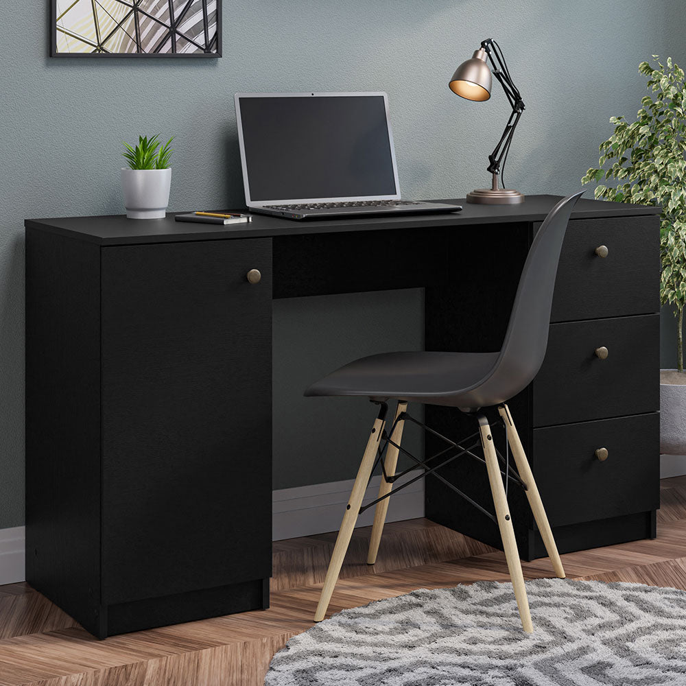 Madesa Modern Schreibtisch, Computertisch mit 3 Schubladen und 1 Tür, 136 x 45 x 77 cm, aus Holz - Schwarz